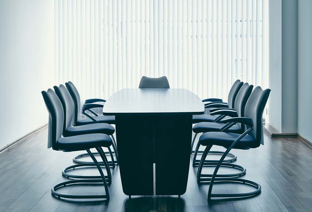 table-and-chairs-in-office